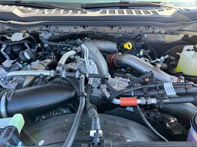 New 2026 Star White Metallic Tri-Coat Ford F-250® Platinum® image 30