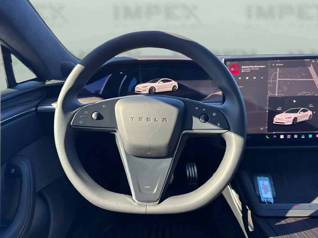 Used 2024  Tesla Long Range image 15