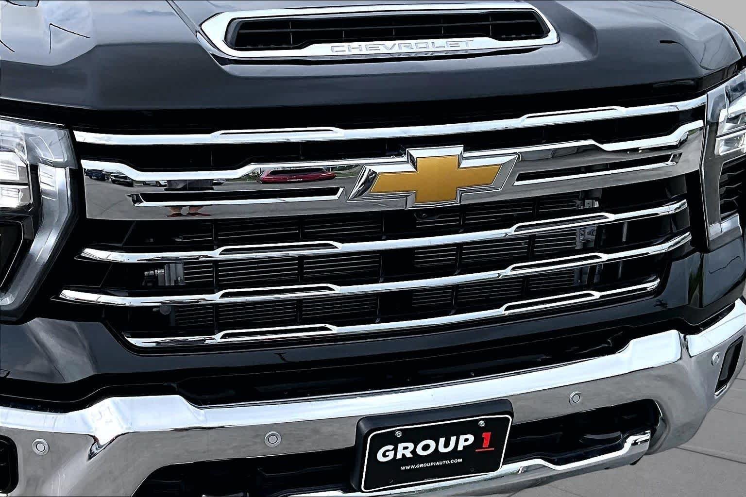 2026 Chevrolet Silverado 3500HD LTZ - Photo 30