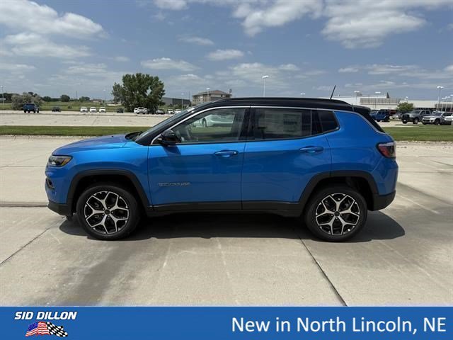 New 2026 Hydro Blue Pearlcoat Jeep Limited image 2