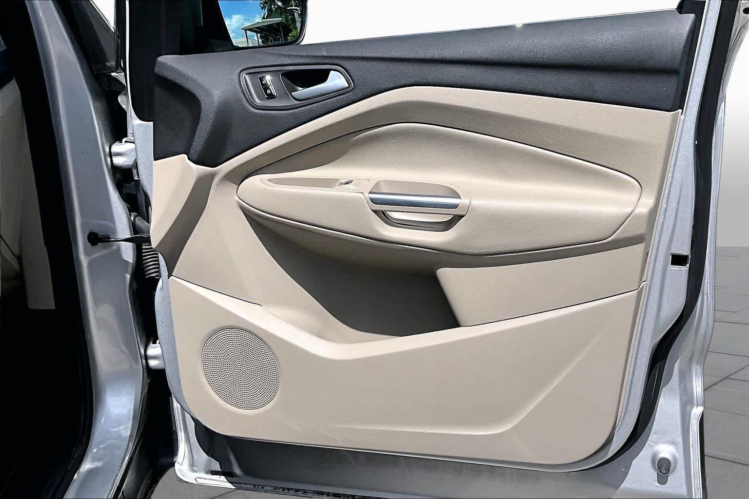 Used 2014 Ingot Silver Metallic Ford Titanium image 27