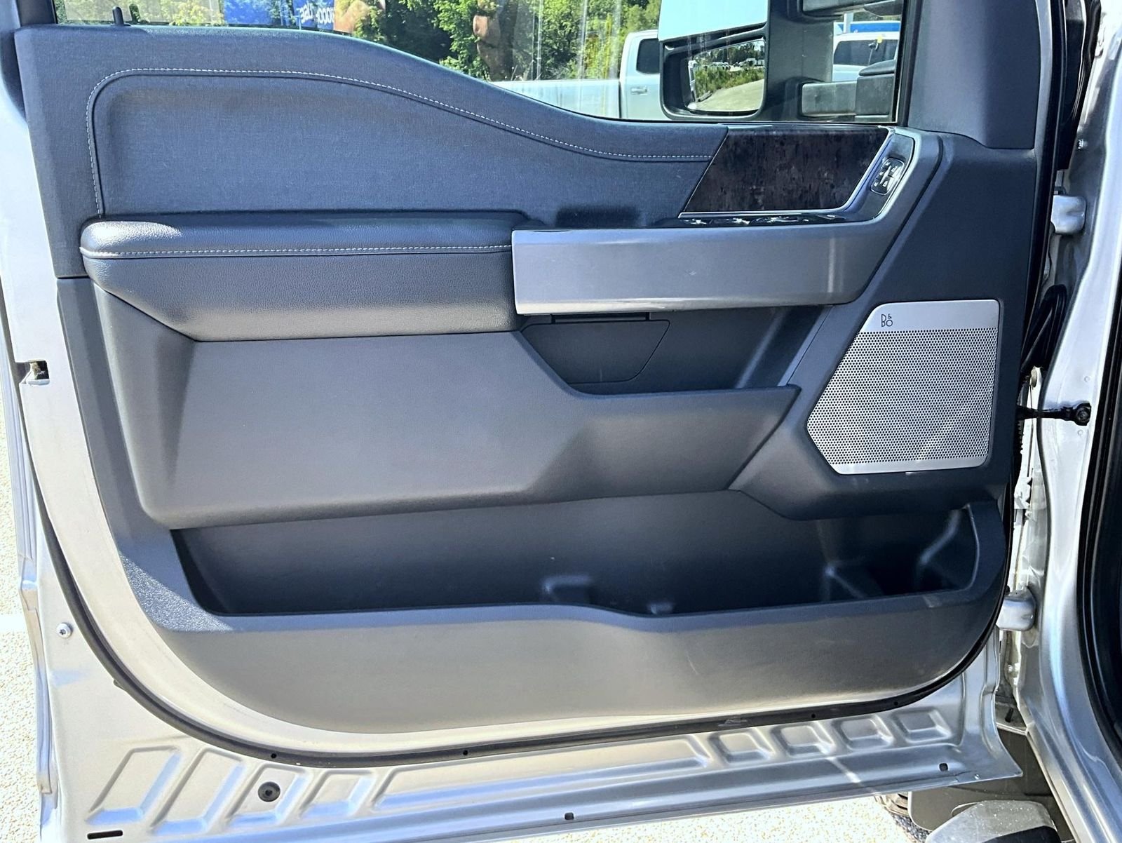 Used 2023 Silver Ford Lariat image 11