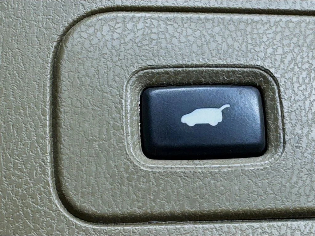 Used 2012 Black Acura Technology image 32