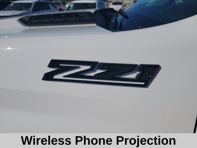 New 2026 Summit White Chevrolet LT image 11
