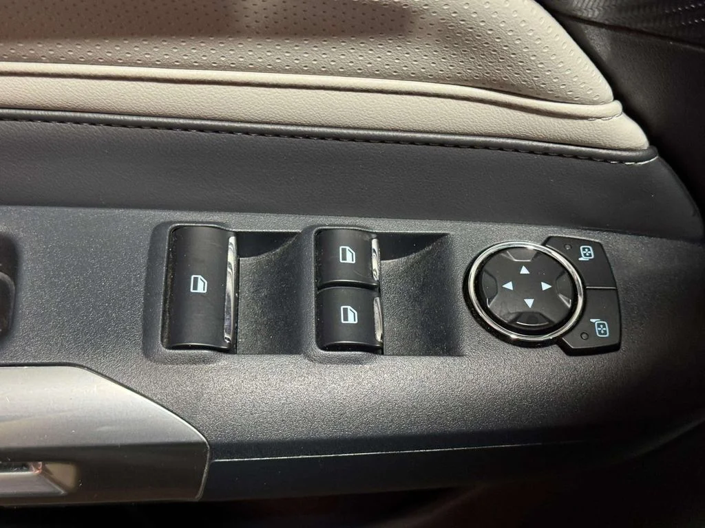 Used 2024 Carbonized Gray Metallic Ford GT Premium image 21