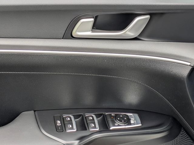 2026 Kia K5 LXS - Photo 12