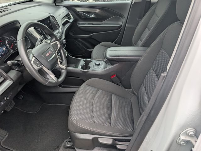 Used 2024 White GMC SLE image 8