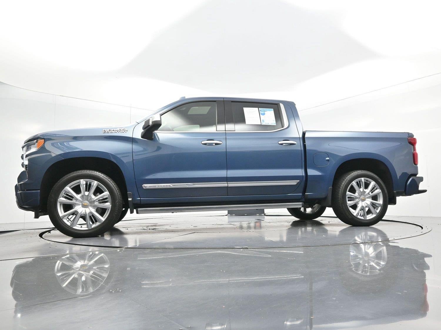 Used 2024 Lakeshore Blue Metallic Chevrolet High Country image 49