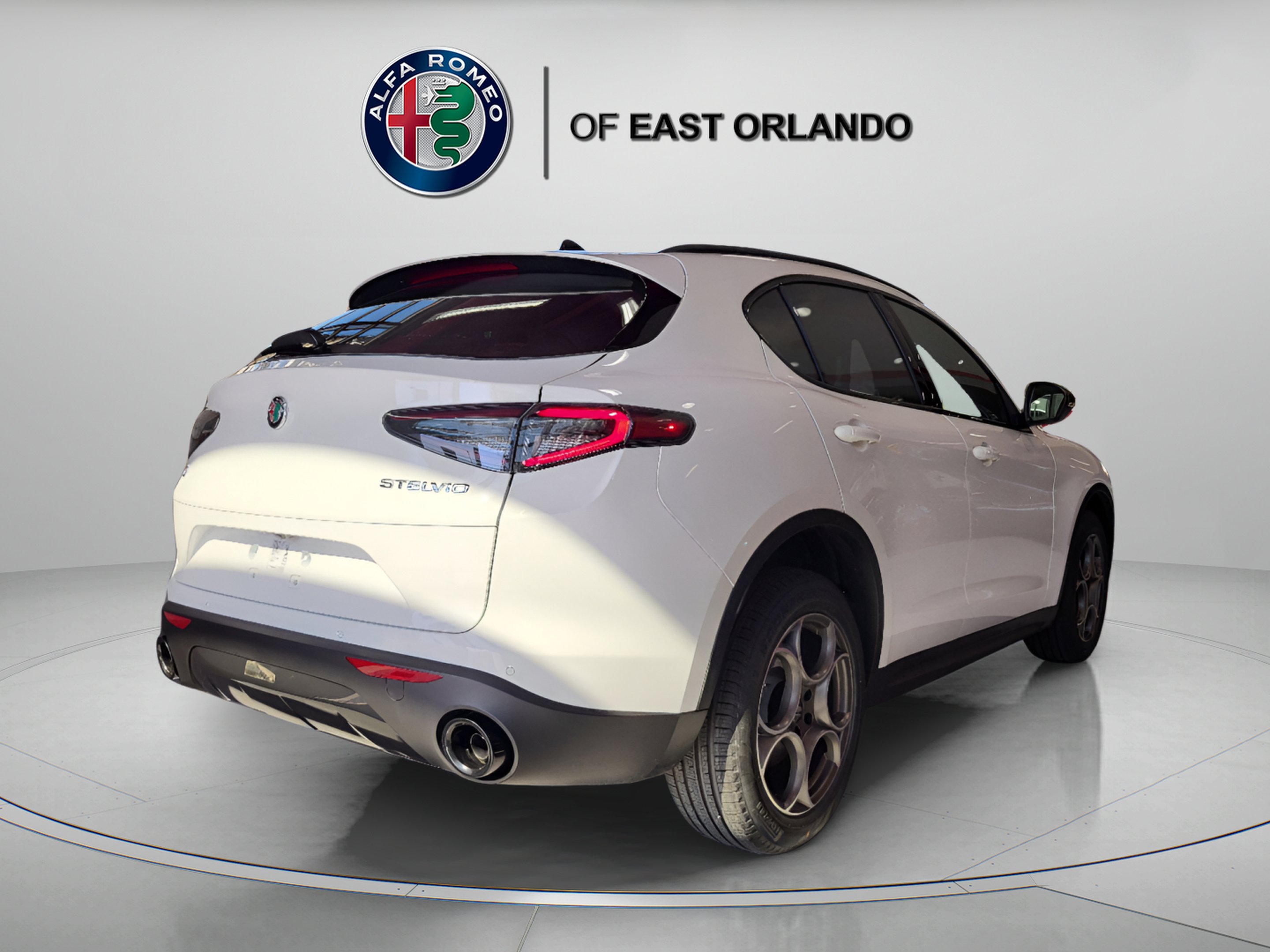 New 2025 Milano White Alfa Romeo SPRINT image 8