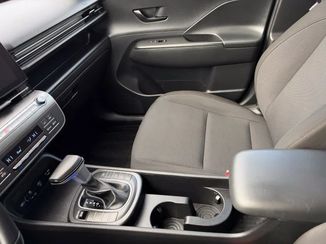 Used 2024 Gray Hyundai SEL image 25