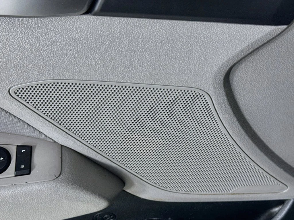 Used 2019 Machine Gray Hyundai Value Edition image 22