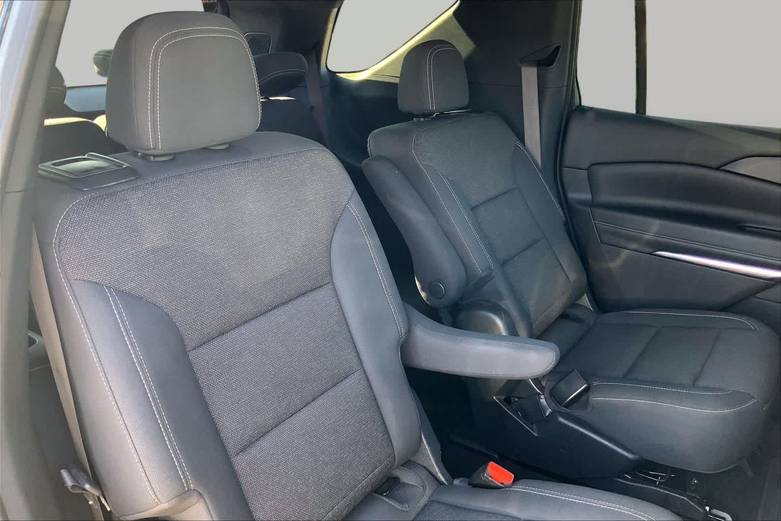 Used 2025 Mosaic Black Metallic Chevrolet FWD LT image 20