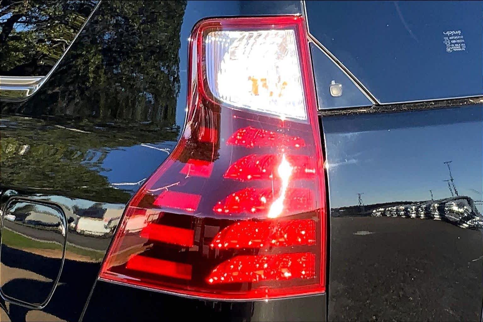 Certified Used 2021 Black Onyx Lexus Premium image 29