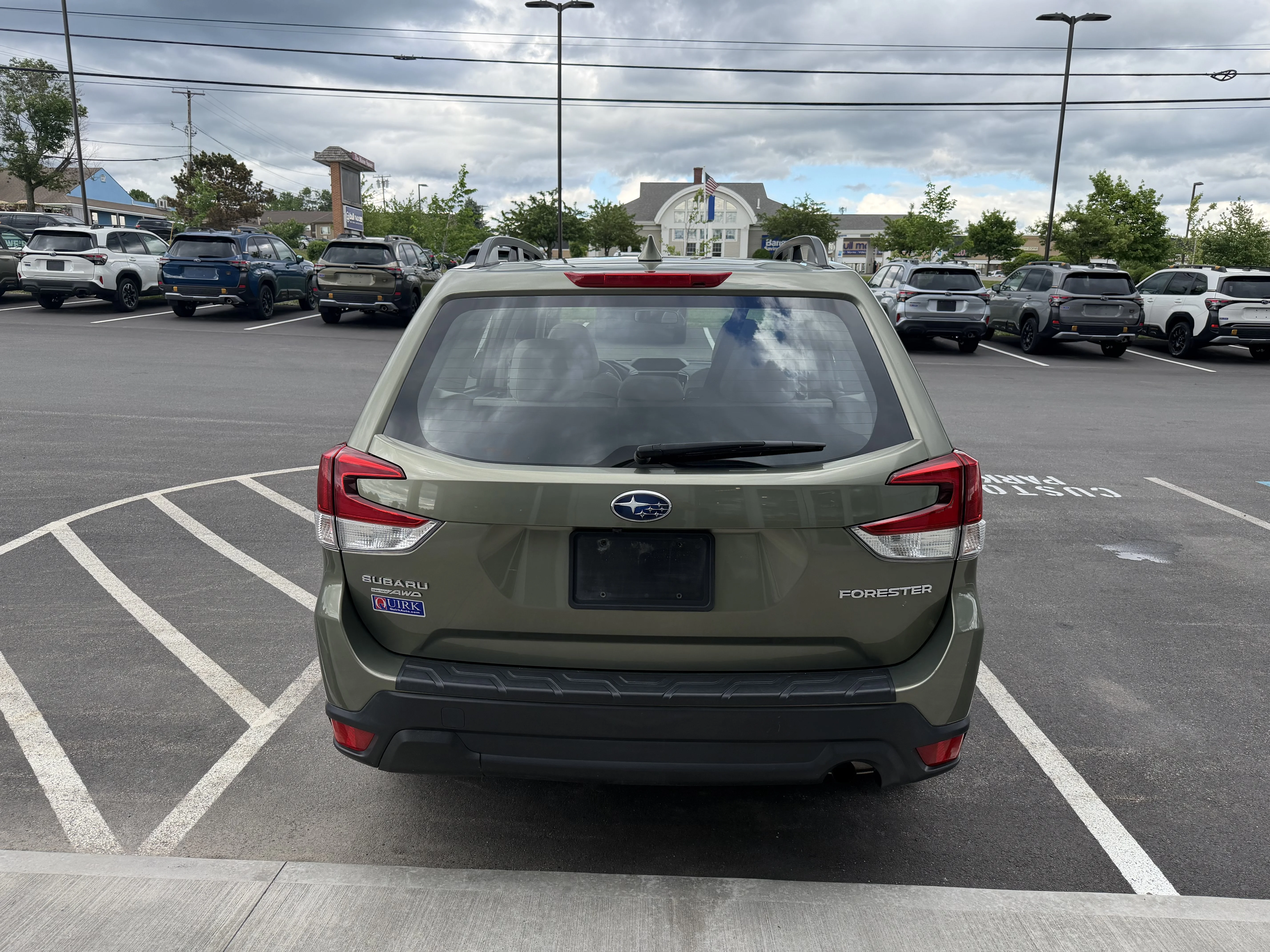 Used 2019 Jasper Green Metallic Subaru 4DR SUV 2.5I image 4