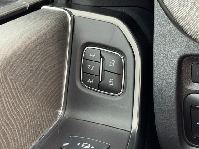 2024 Ford F-350 Super Duty Platinum - Photo 16