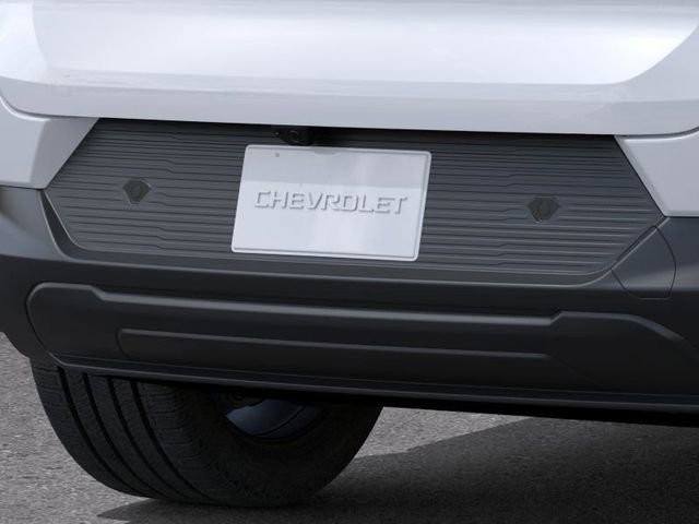 New 2026 Summit White Chevrolet LT image 15