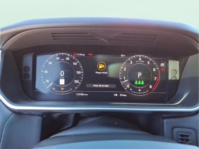 Used 2021 Black Land Rover HSE Silver Edition image 19