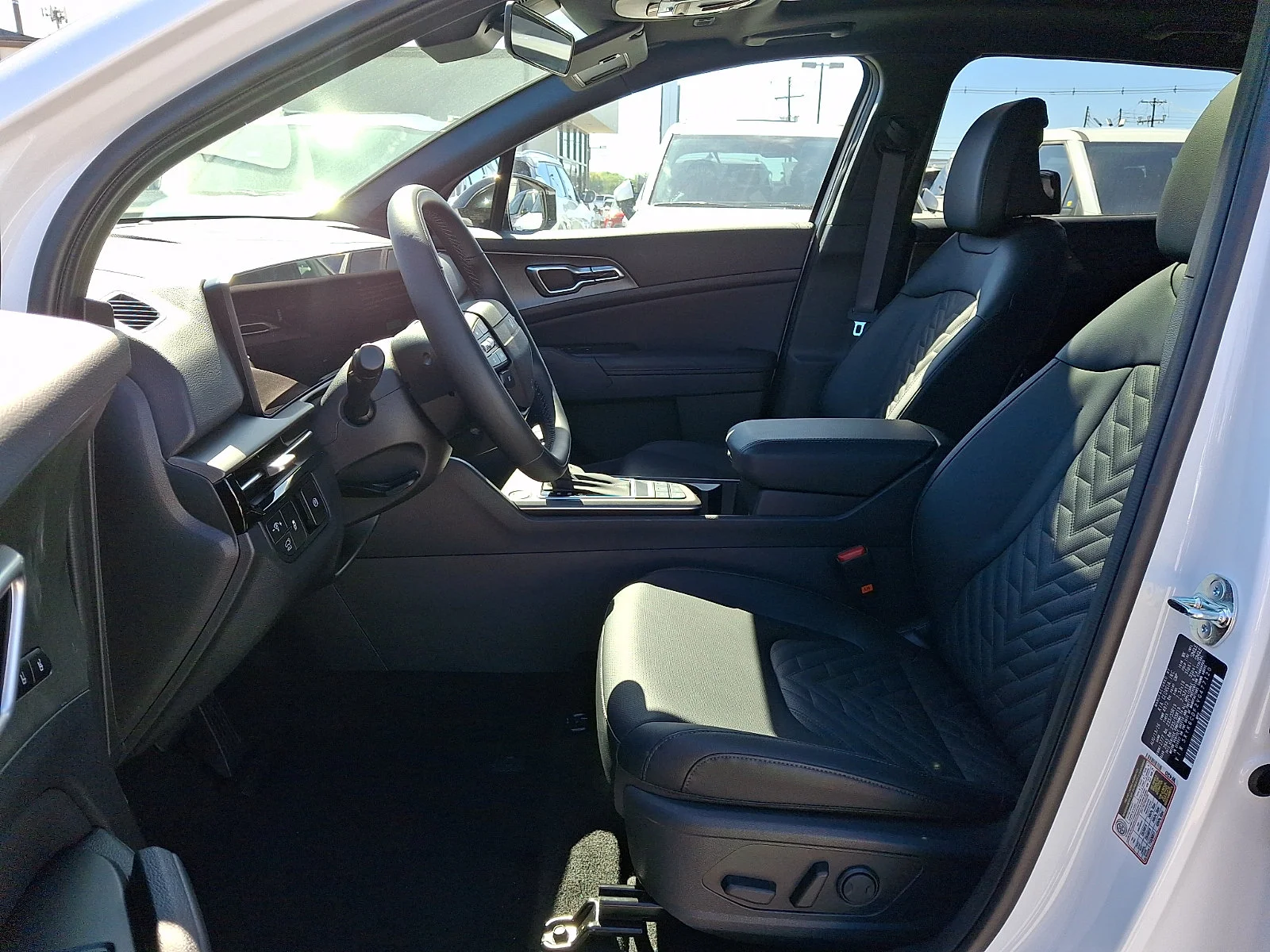 New 2027 White Kia X-Line image 12