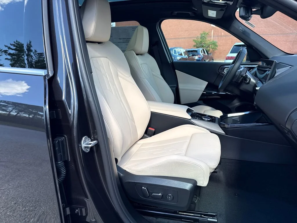New 2026 Gray BMW 30 xDrive image 26