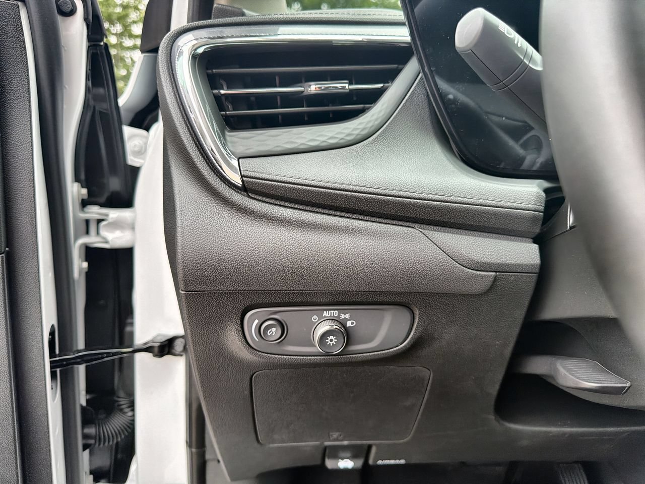 2026 Buick Encore GX Sport Touring - Photo 15