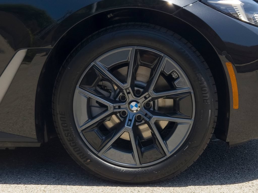 New 2026 Black Sapphire Metallic BMW eDrive40 image 7