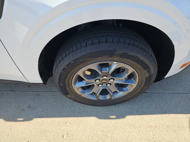 New 2026 Oxford White Ford XLT image 27