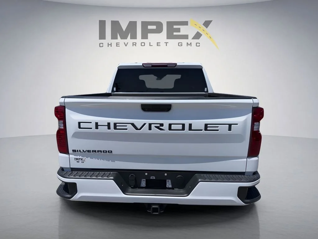 Used 2024 Summit White Chevrolet Custom image 4