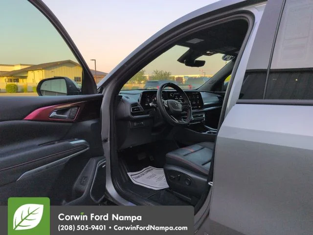 Used 2024 Gray Chevrolet RS image 9
