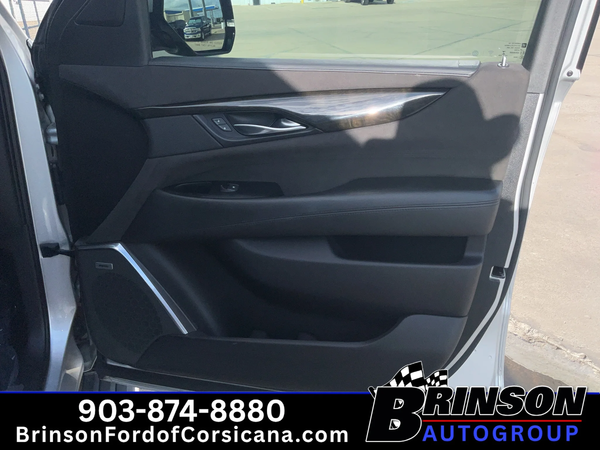 Used 2018 Radiant Silver Metallic Cadillac Platinum image 22