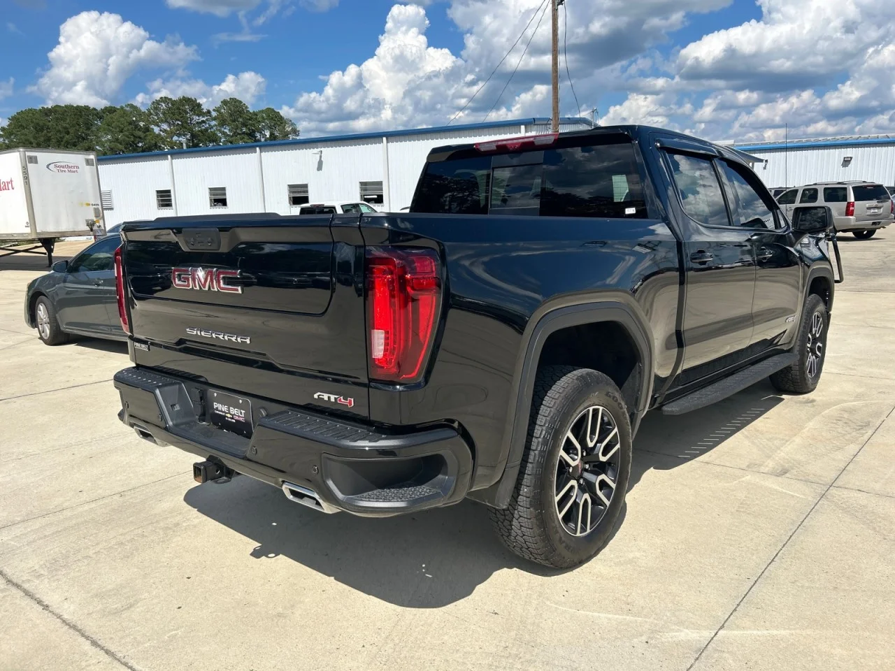 Used 2026 Onyx Black GMC AT4 image 3