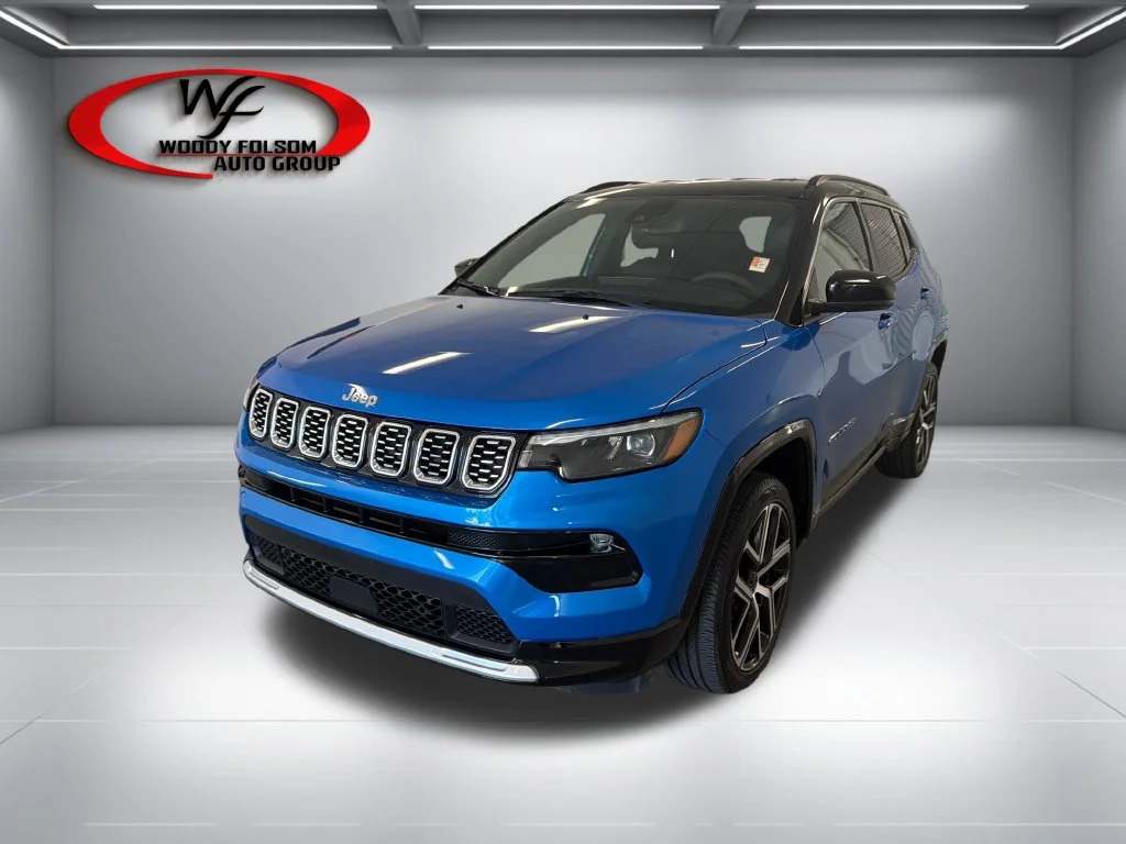 Used 2025 Blue Jeep Limited image 3