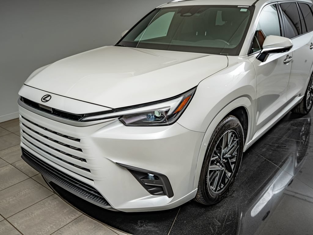 Used 2026 Pearl Lexus 350 Premium image 14