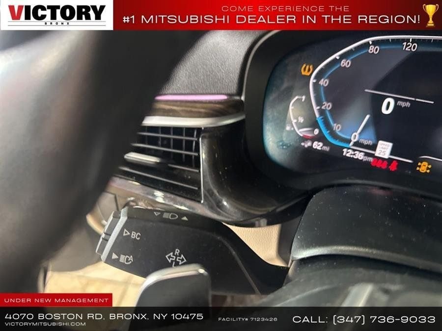 Used 2022 White BMW 530e iPerformance image 44