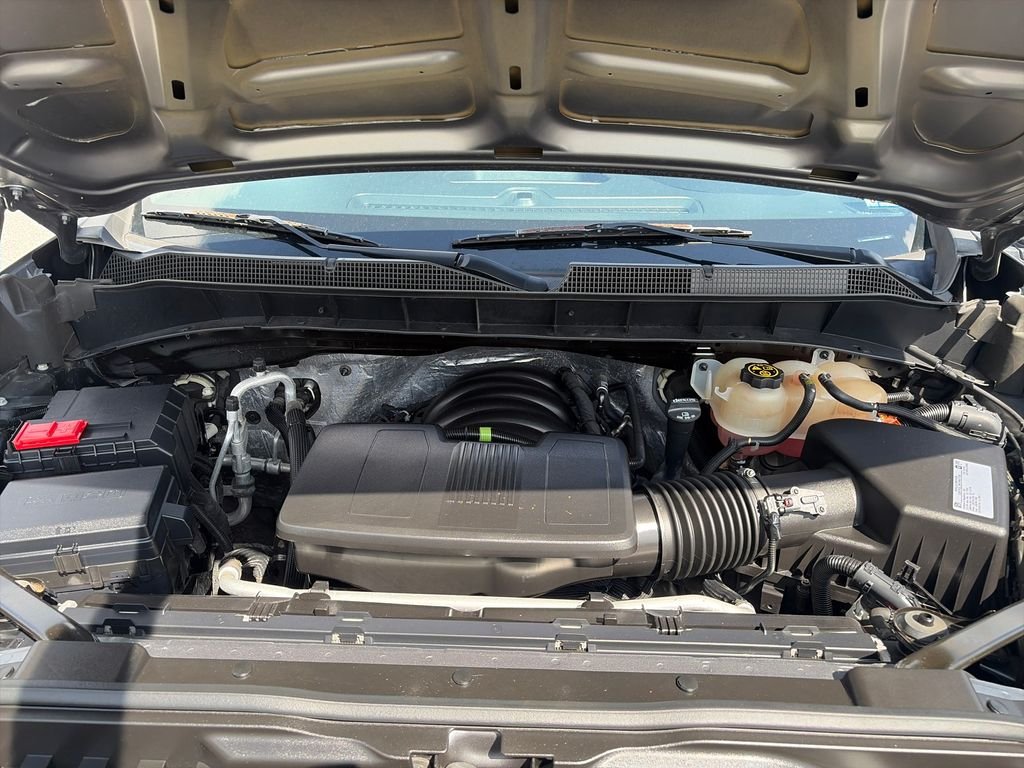 Used 2020 Gray Chevrolet Custom image 21