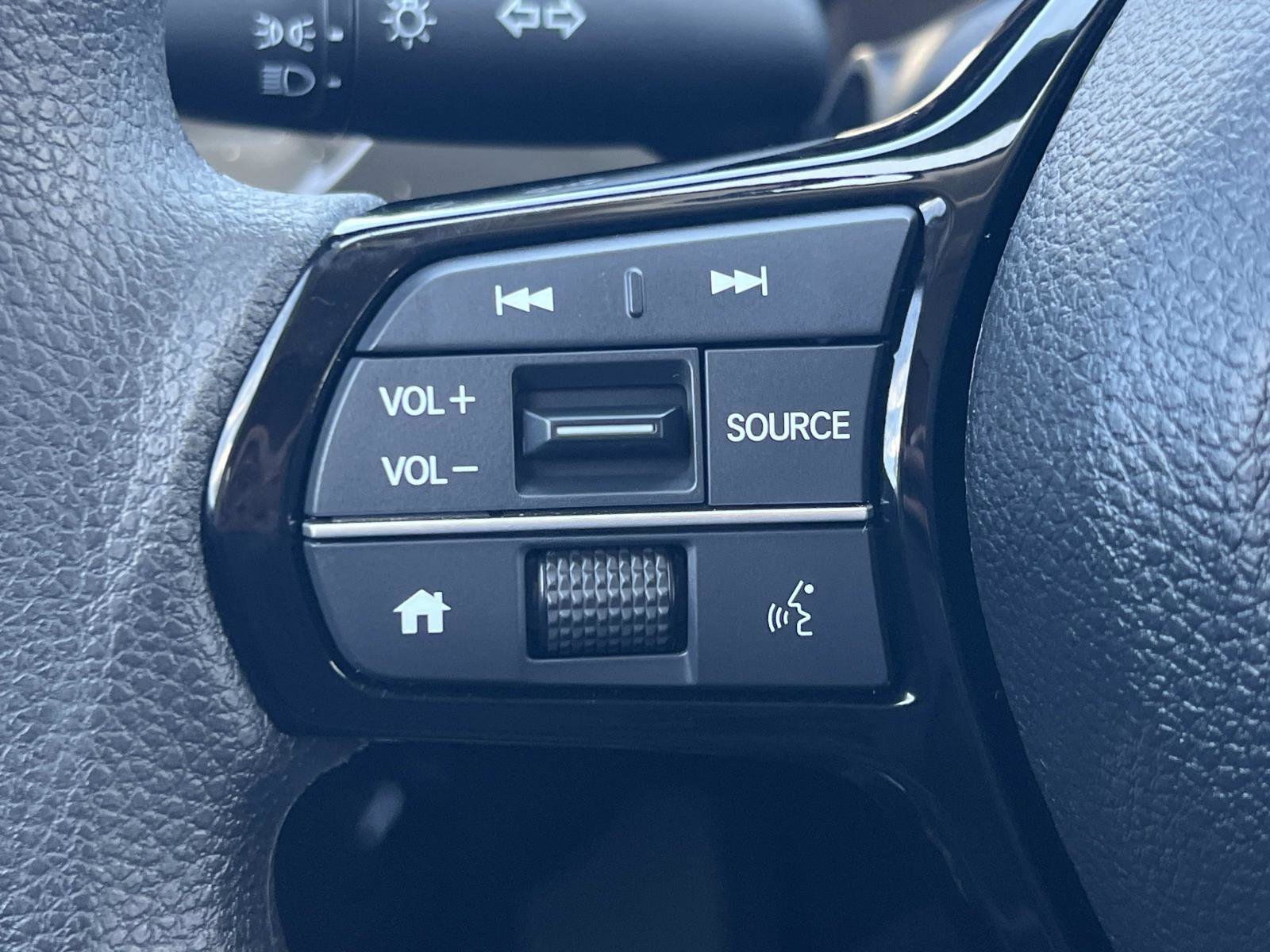 2026 Honda Civic LX - Photo 9