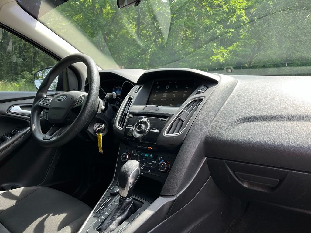 Used 2017 Black Ford SEL image 26