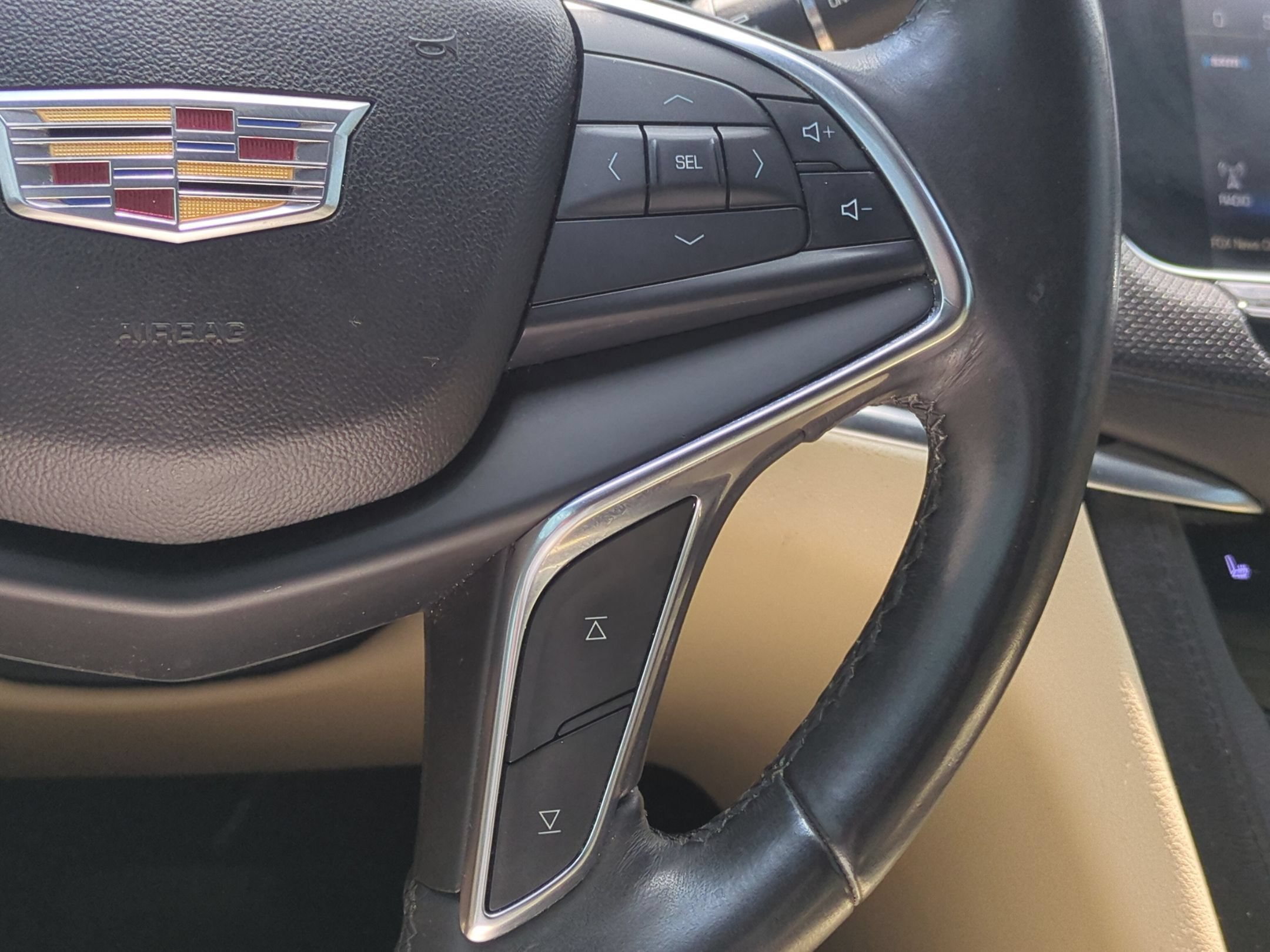 Used 2018 Stellar Black Metallic Cadillac Luxury FWD image 18