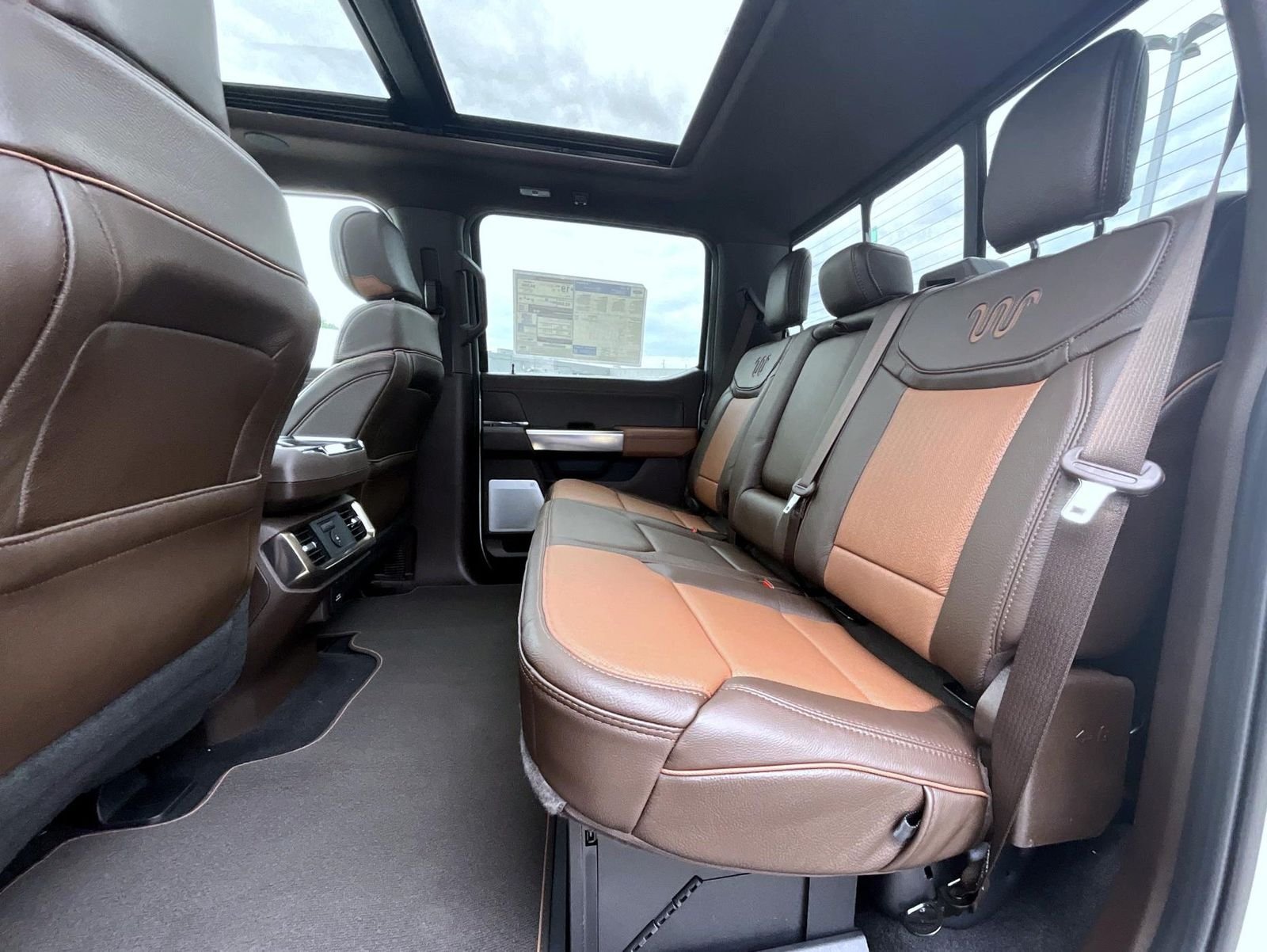 New 2026 Star White Metallic Tri-Coat Ford King Ranch image 22