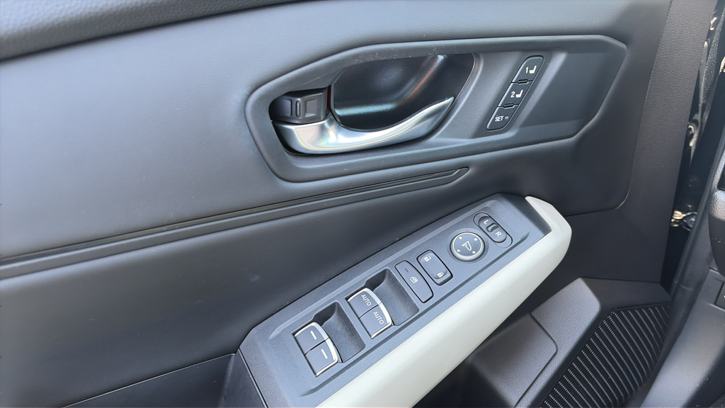 Used 2023 Meteorite Gray Metallic Honda EX-L image 21