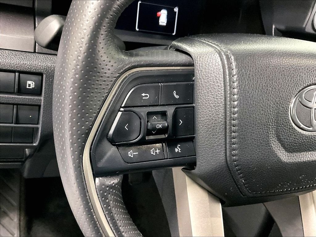 Used 2025 White Toyota SR5 image 23