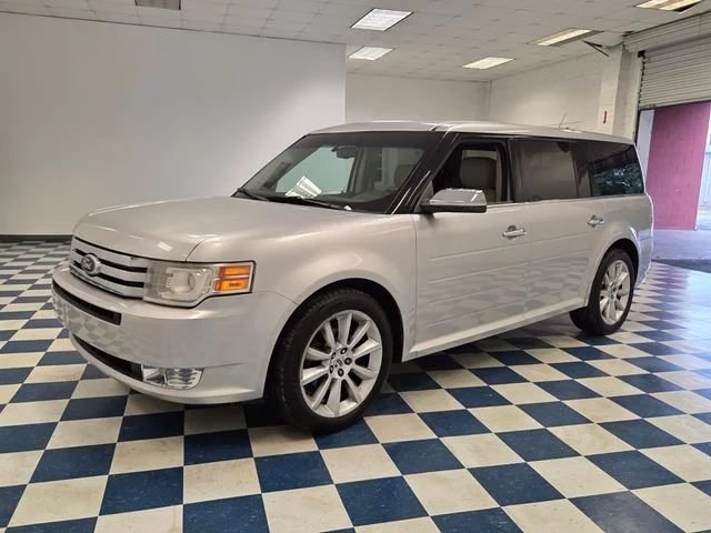 Used 2011 Silver Ford Limited image 3