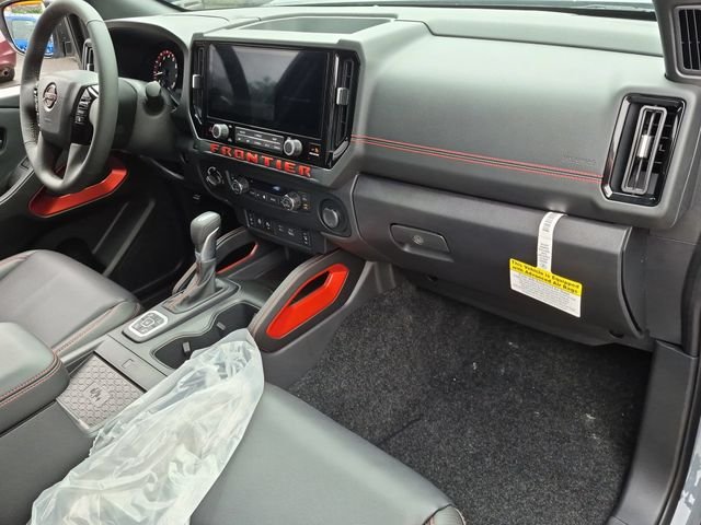 New 2026 Boulder Gray Pearl Nissan Crew Cab PRO-4X® image 27