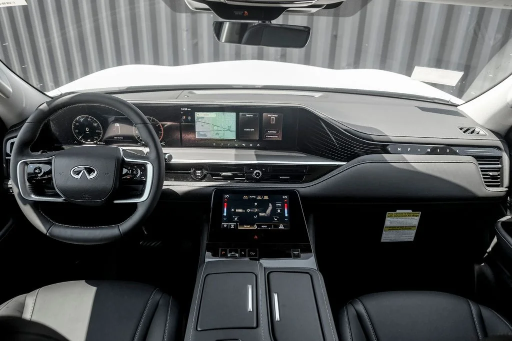New 2027 RADIANT WHITE INFINITI Pure 4WD image 22
