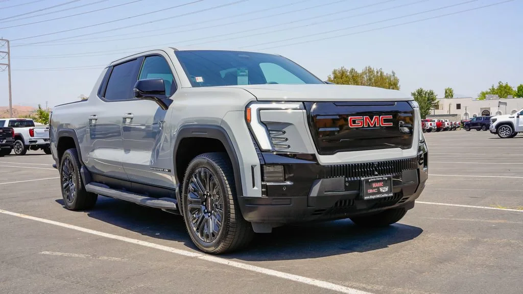 2026 GMC Sierra EV Elevation - Photo 5