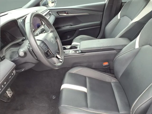 Used 2025 White Toyota SE image 12