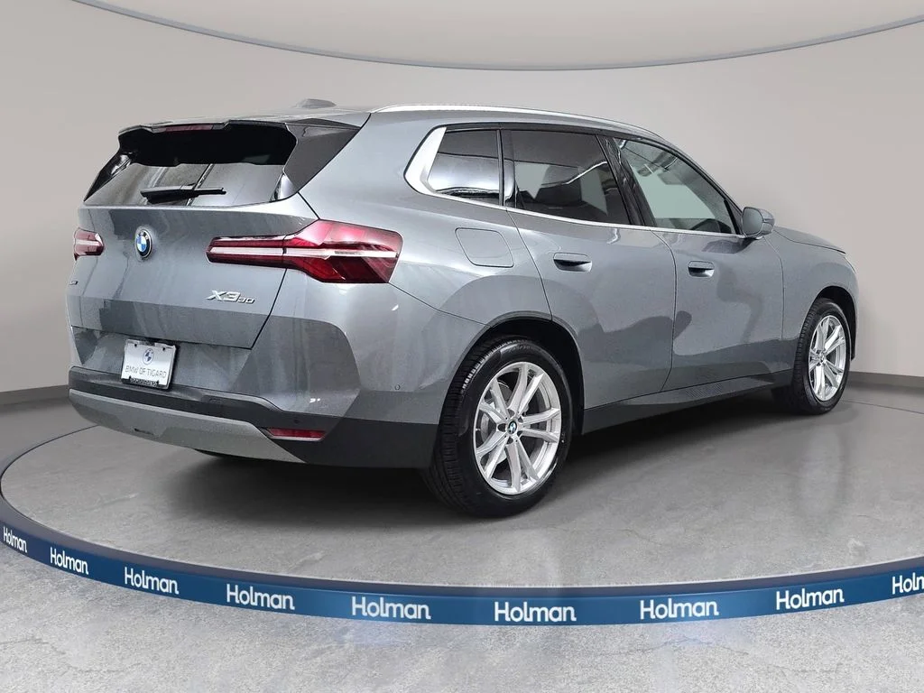 Used 2025 Skyscraper Gray Metallic BMW 30 xDrive image 6