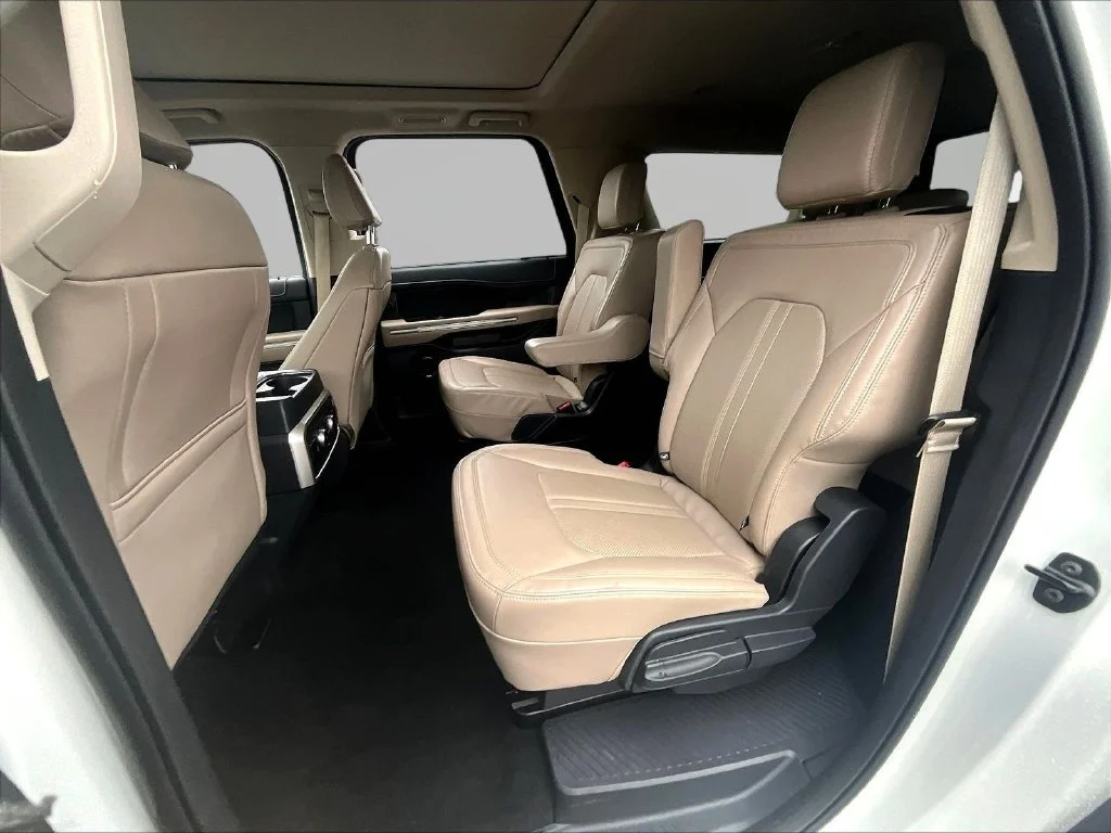 Used 2024 White Ford Limited image 23