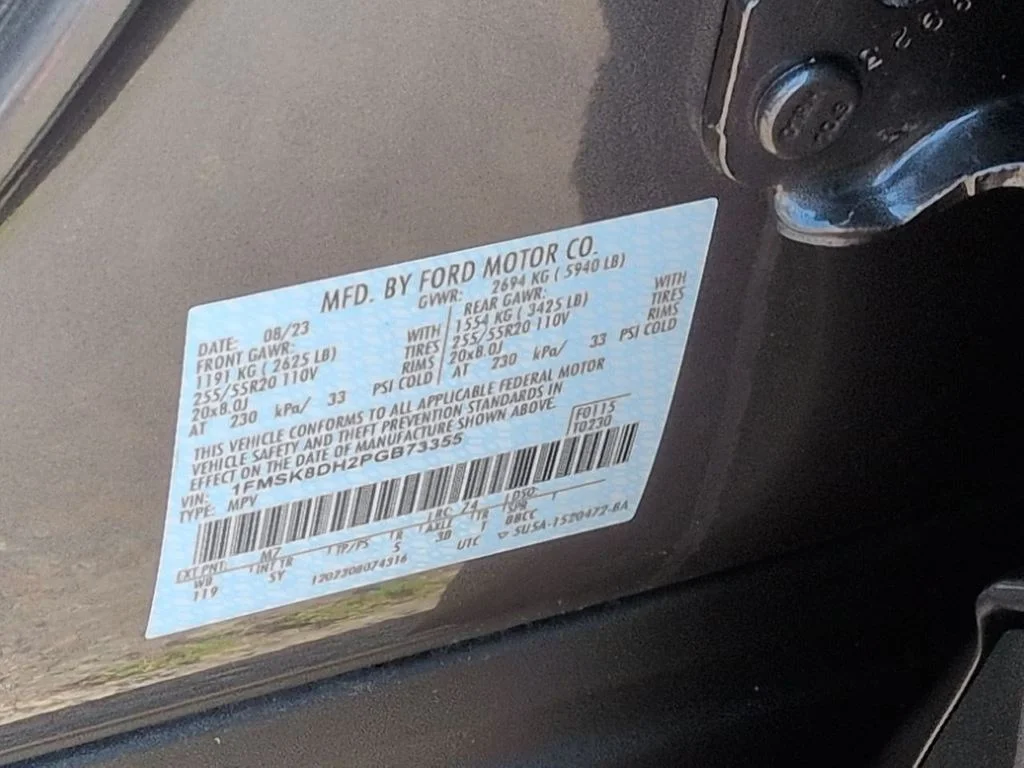 Used 2023 Gray Metallic Ford XLT image 34