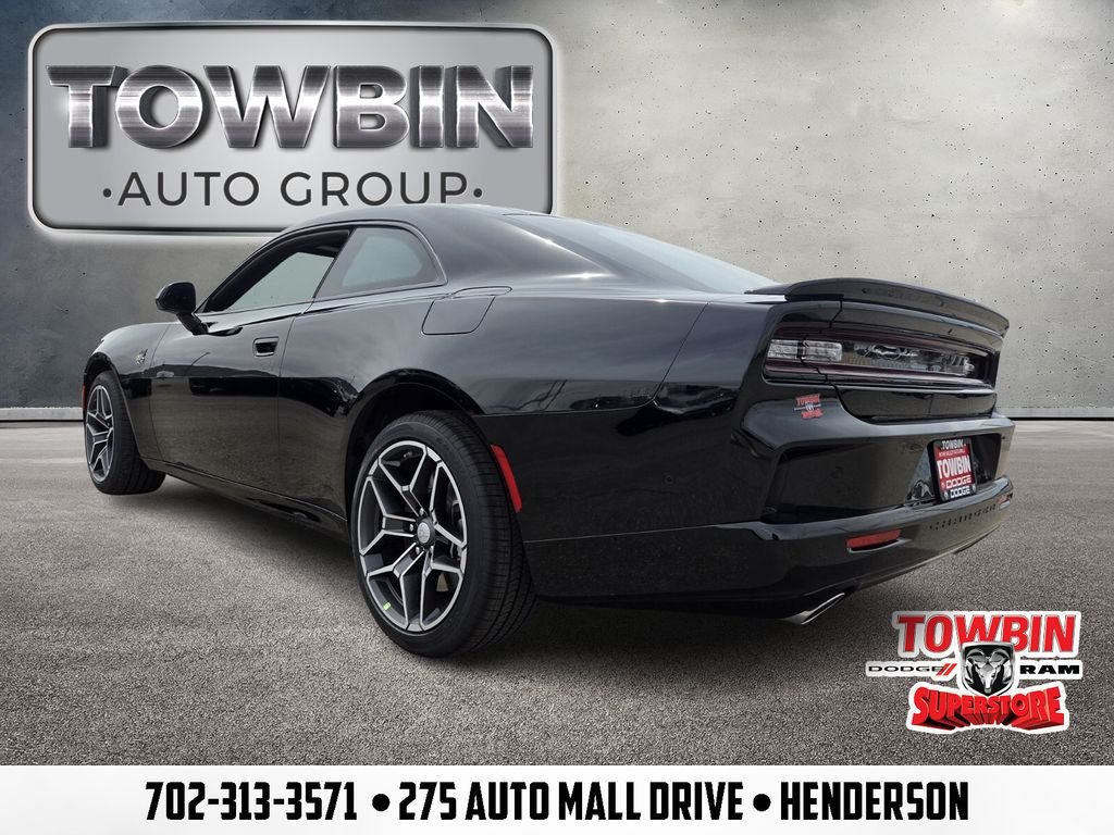 New 2026 Diamond Black Crystal Pearlcoat Dodge Scat Pack image 4