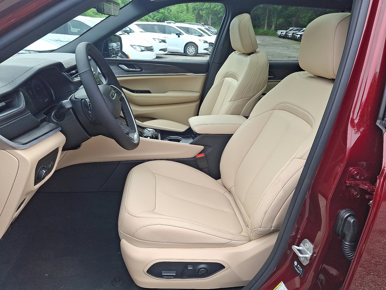 2025 Jeep Grand Cherokee L Limited - Photo 9